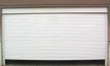 百万庄社区安装电动卷帘门 京远电动闸门的安全与便利